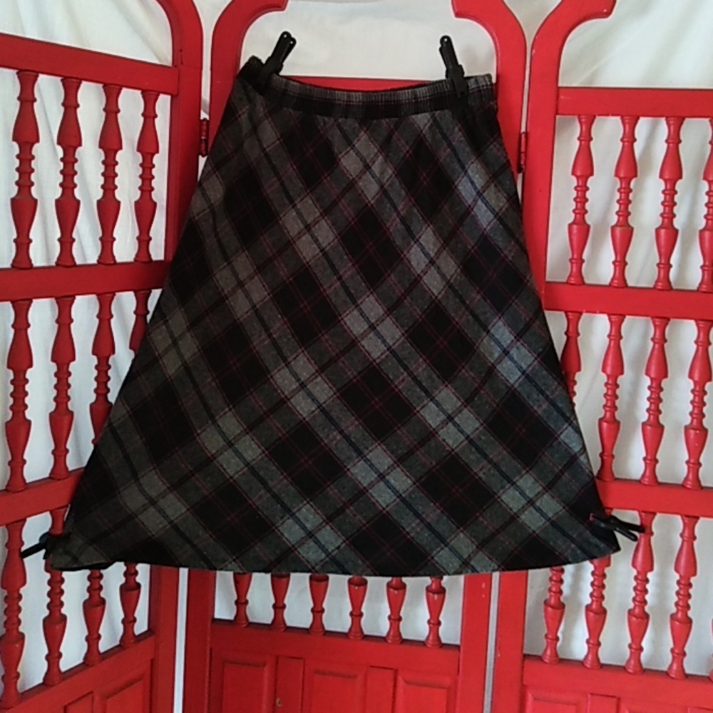 Vintage wool skirt sz14